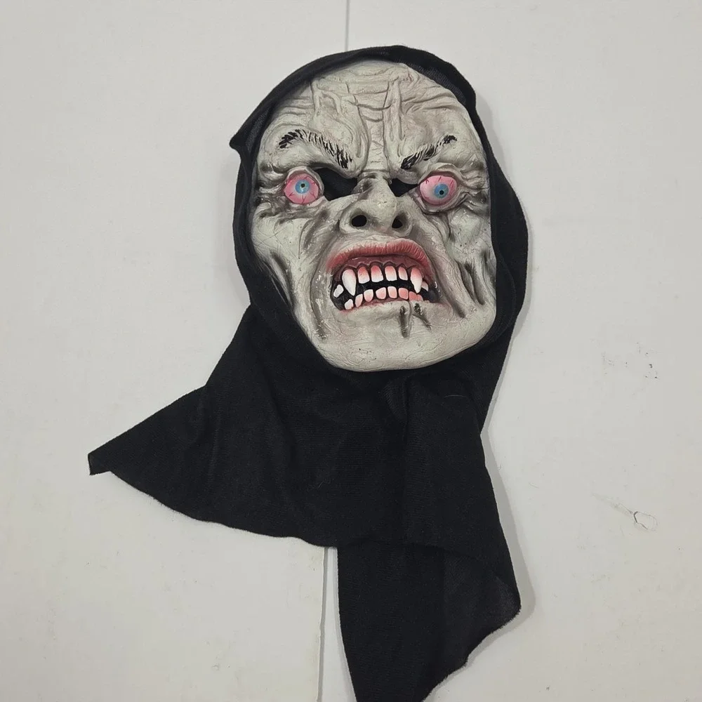 Vintage 4 Seasons Night Reaper Hooded Latex Mask Halloween Ghoul Vampire Fangs